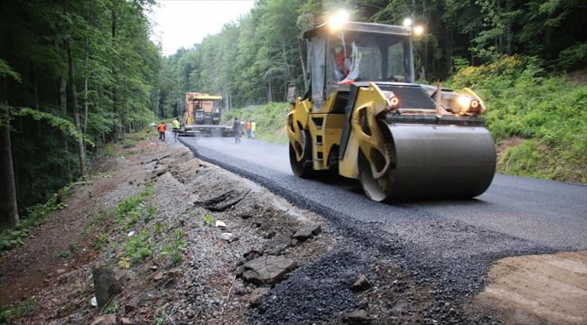 Akkuş'ta yol çalışmaları