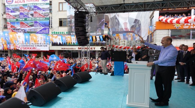 "Türkiye'yi dünyanın merkezi haline getirmeye çalışıyoruz"