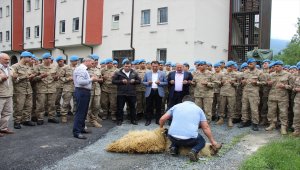 Eren'in ilçesinde mutluluk hakim