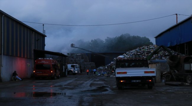 Samsun'da geri dönüşüm tesisinde yangın