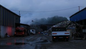 Samsun'da geri dönüşüm tesisinde yangın