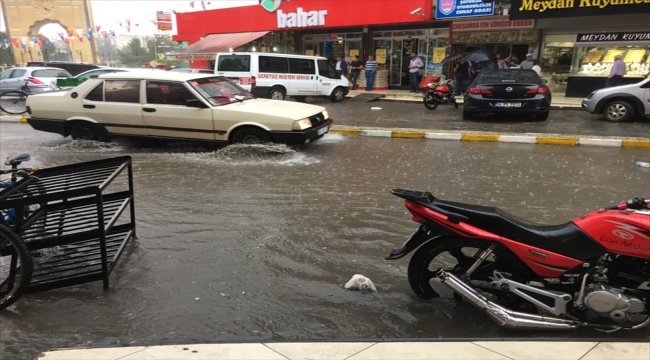 Samsun'da sağanak etkili oldu