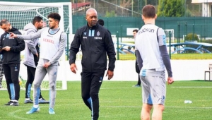 Trabzonspor'da Eddie Newton genç oyuncularla ilgili harekete geçti