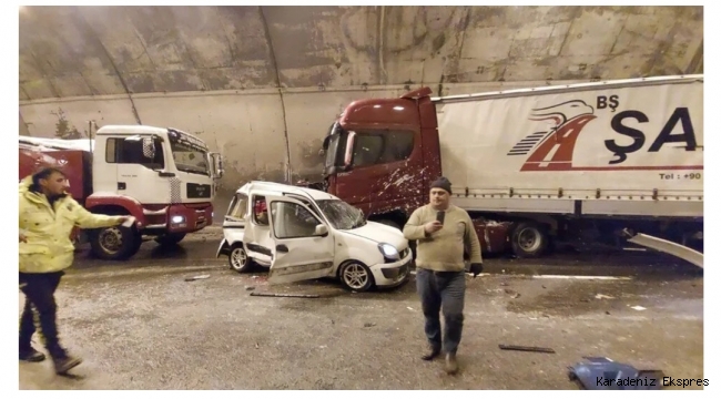 Bolu Dağı Tüneli'nde zincirleme kaza: İstanbul istikameti kapandı