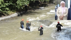 Ordu'da dereye düşen ve sele kapılan kadın aranıyor