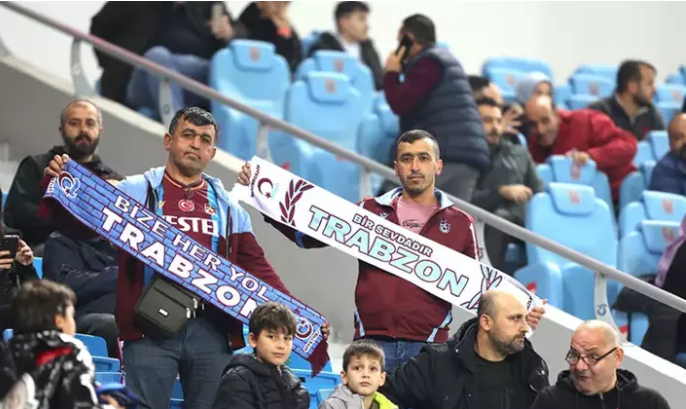 Denizlili Kardeşlerin Trabzonspor tutkusu mesafe tanımıyor!...