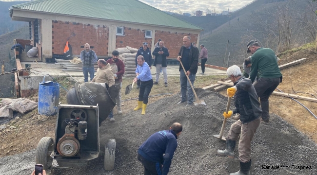 İmece ile girdiğimiz bu yolda vatandaşlarımıza hizmetin en güzelini yapmak için yine imece yapmaya niyet ettik ve işe koyulduk.