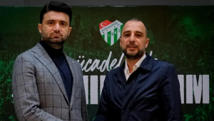 Bursaspor Kulübü Batalla'dan sonra teknik direktörlük koltuğuna Adem Çağlayan'ı getirdi.