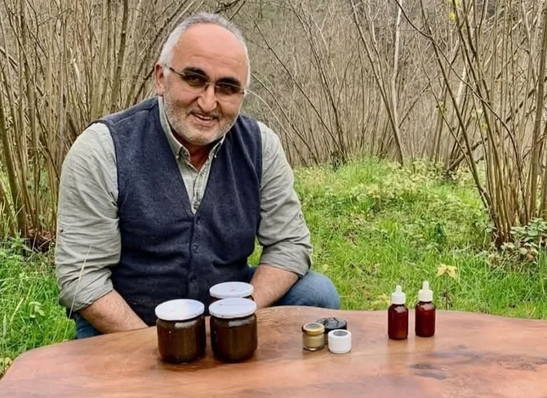 Muhtar GÜLMEZ Şimdi de Kokarca'nın Doğal Düşmanı Buldu 