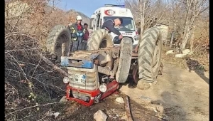 Tokat'ın Niksar İlçesinde Traktör Kazası Meydana Geldi