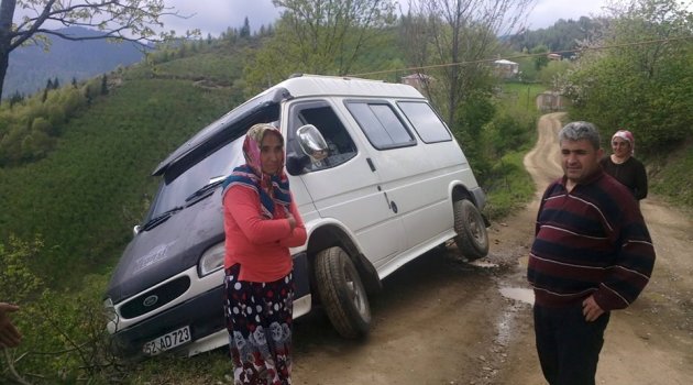 Dar köy yolları şoförler için kabus