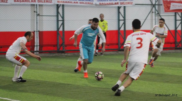 GÖLKÖY MESLEK SEHİTLERİ 2018 KÖY VE MAHALLELER ARASI FUTBOL TURNAVASI BAŞLADI