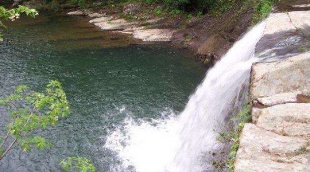 Karadeniz'in serin hava deposu Çiseli Şelalesi