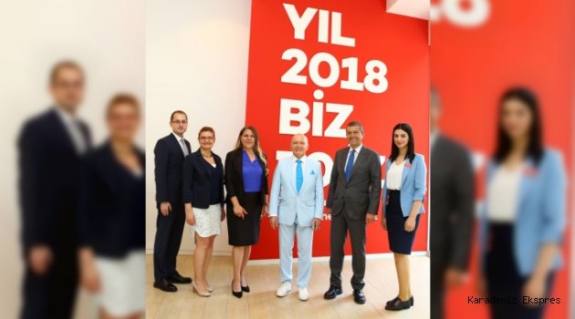 Mark Mobius, Akbank Galata Şubesi'nde