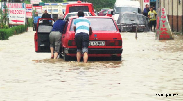 Ordu Bayram Sabahına Sel Felaketi ile uyandı