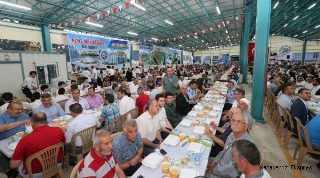 Suluova Belediyesi çalışanları iftarda buluştu