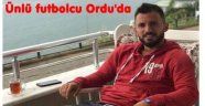 Milli Futbolcu Emre Çolak tatilini memleketinde geçiriyor.