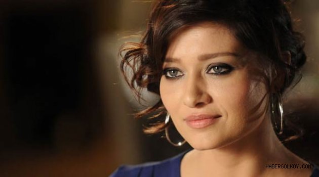 Uçakta Nurgül Yeşilçay'la ilginç fındık kavgası!